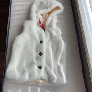 Hanna Andersson White Fuzzy Vest for Kids